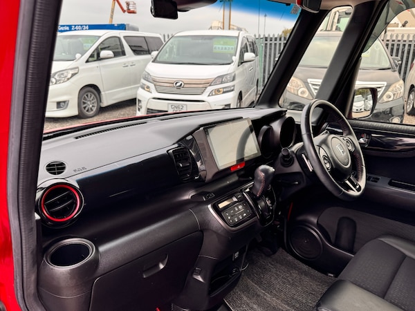 Used Honda N-Box 2015 for sale - 76265829: Photo 18