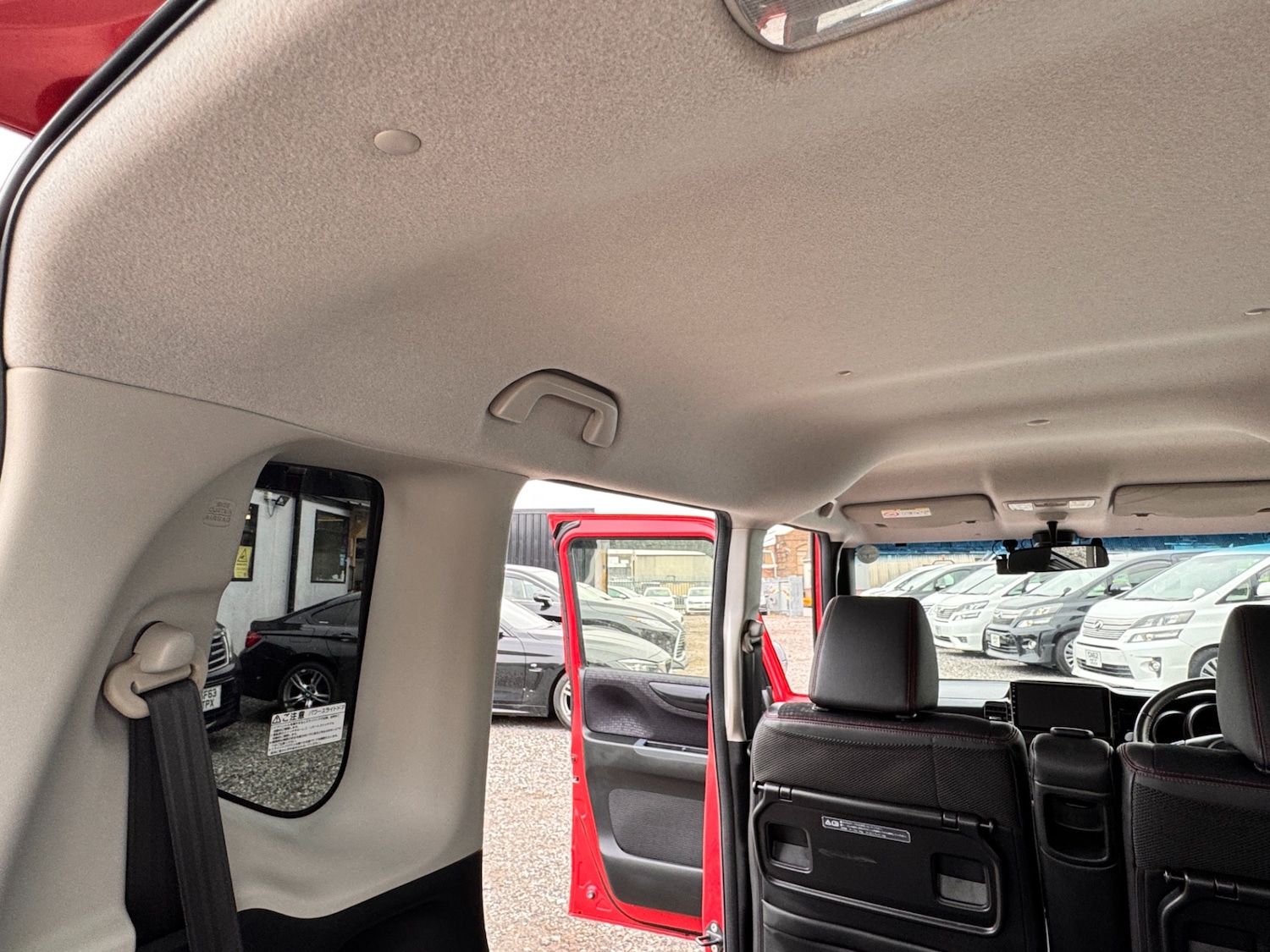 Used Honda N-Box 2015 for sale - 76265829: Photo 25