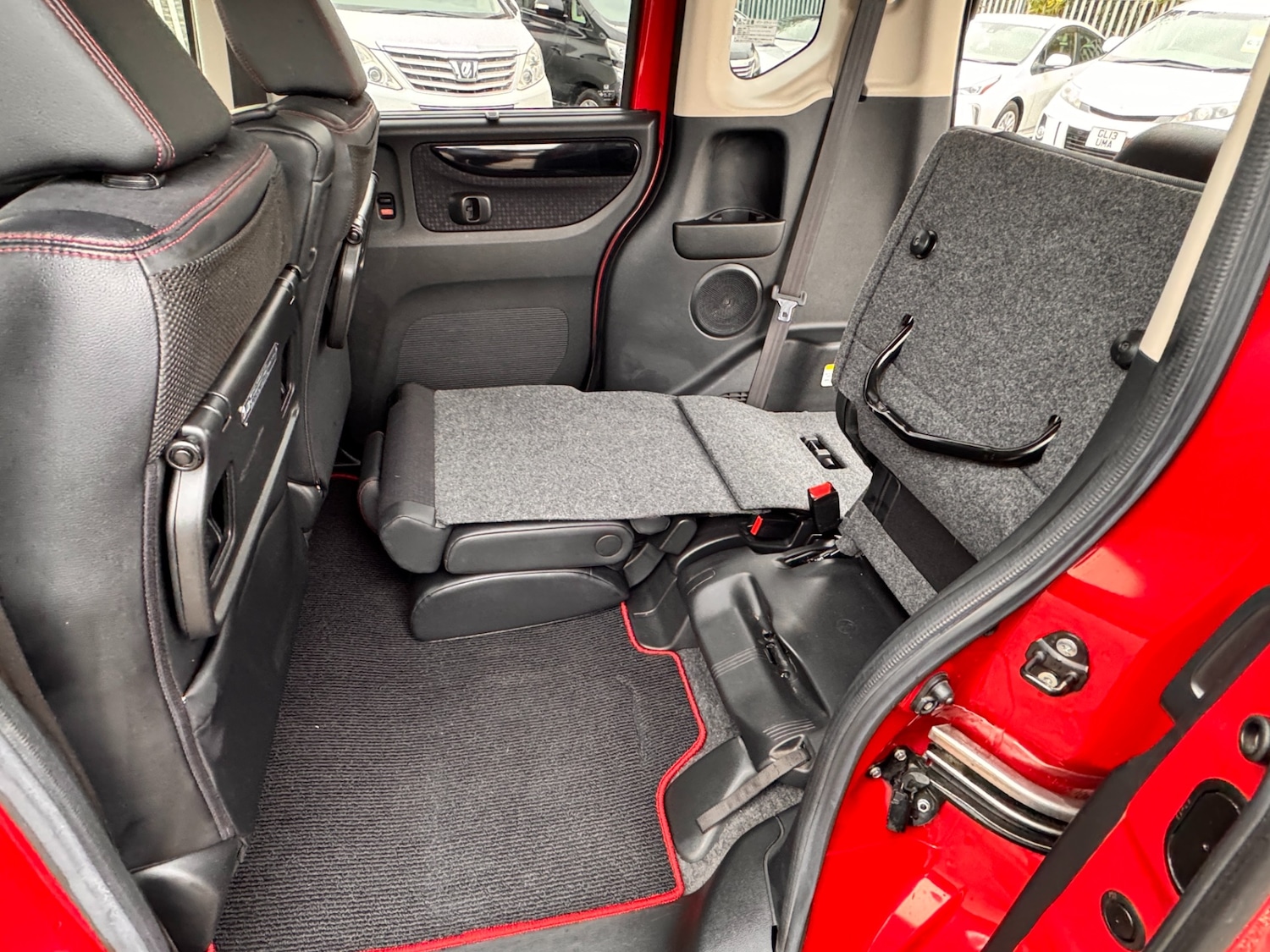 Used Honda N-Box 2015 for sale - 76265829: Photo 26