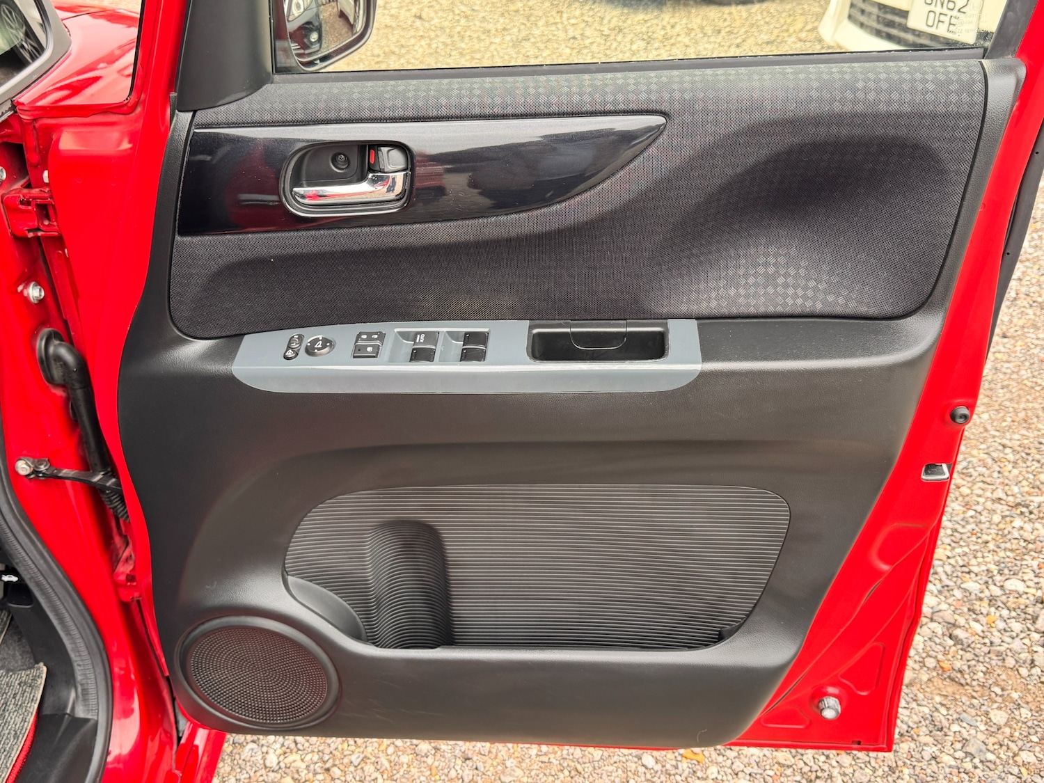 Used Honda N-Box 2015 for sale - 76265829: Photo 32