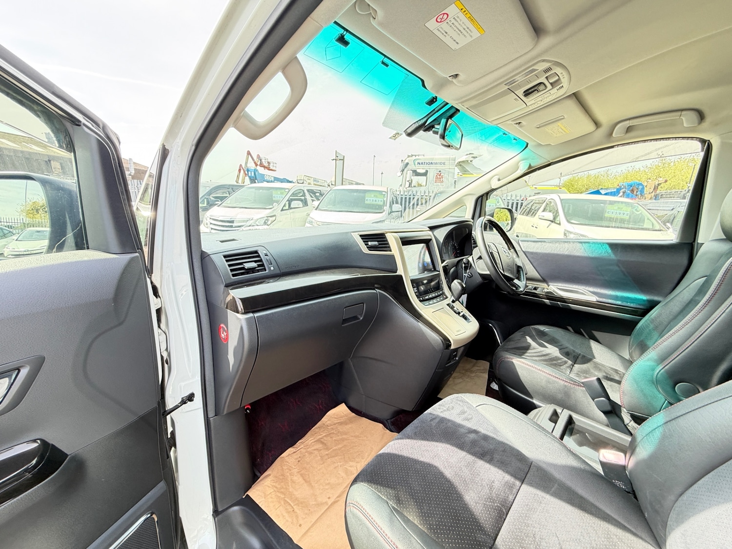 Used Toyota Vellfire 2013 for sale - 78176616: Photo 16