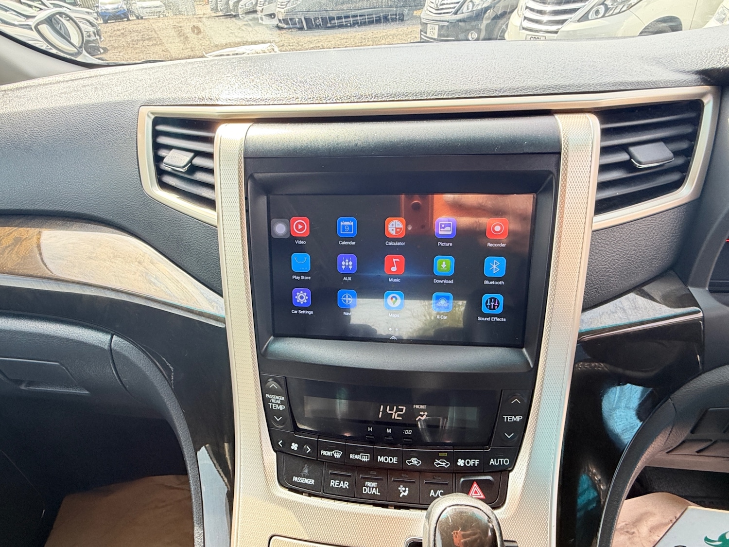 Used Toyota Vellfire 2013 for sale - 78176616: Photo 33