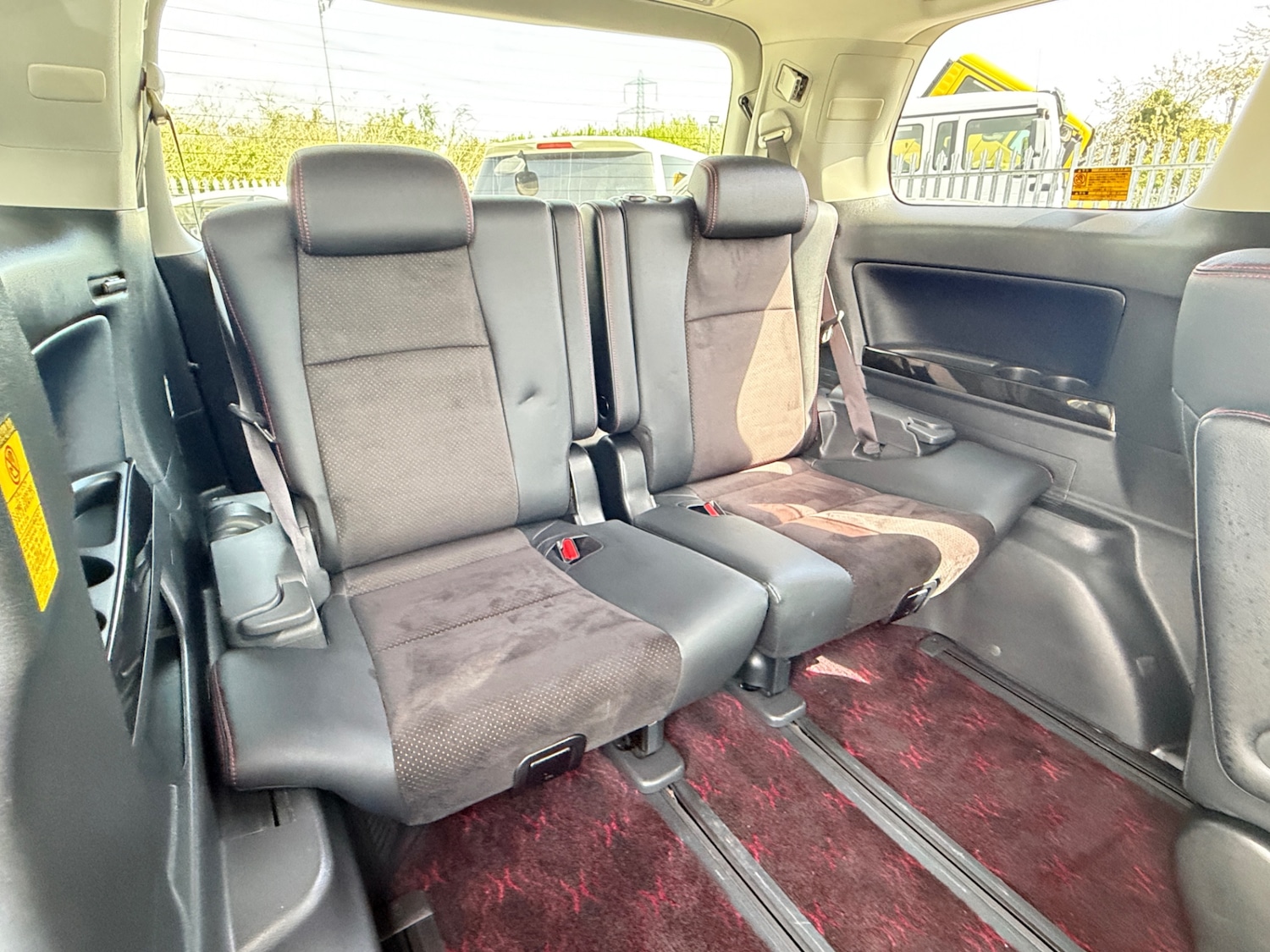 Used Toyota Vellfire 2013 for sale - 78176616: Photo 35