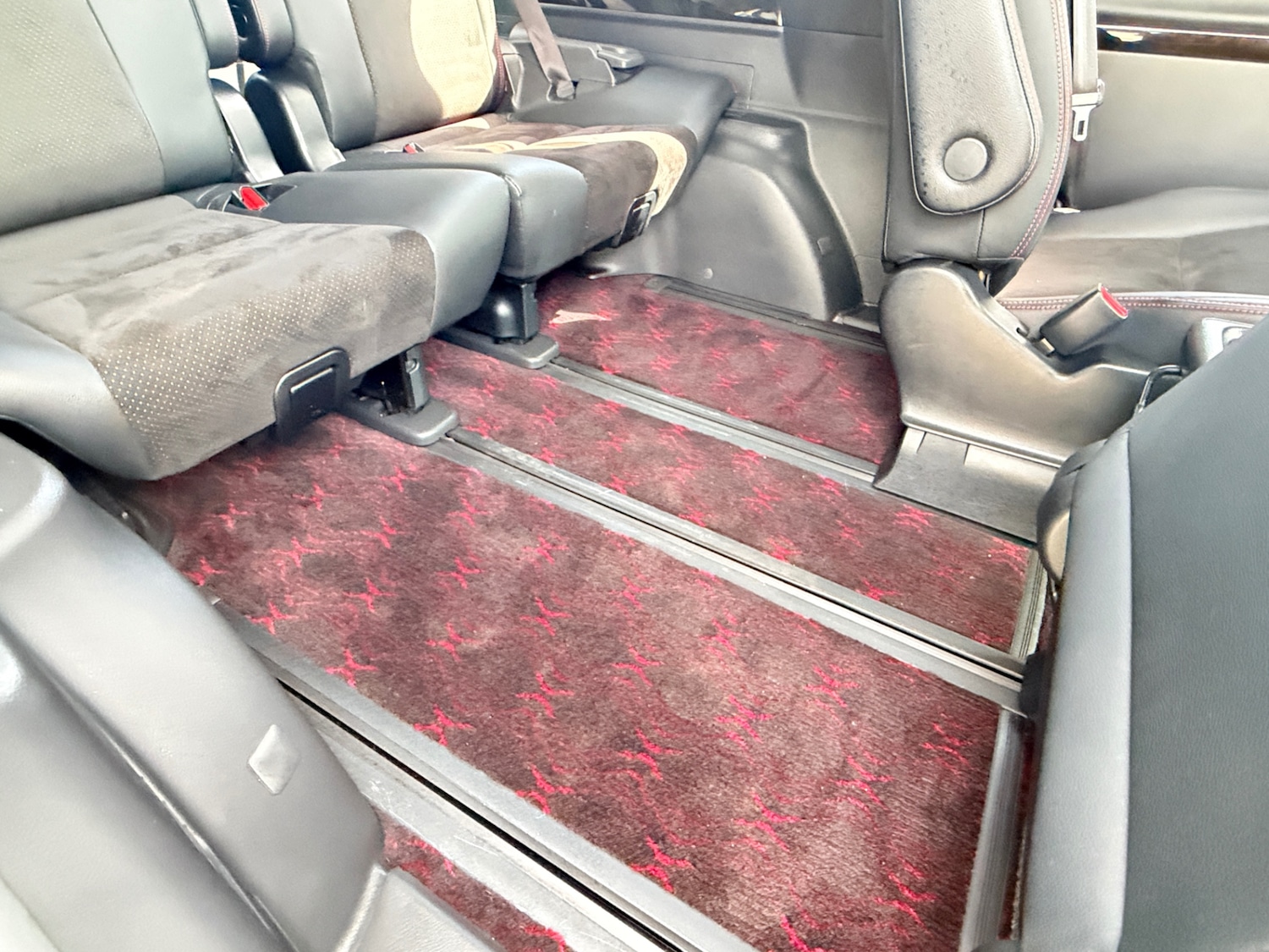 Used Toyota Vellfire 2013 for sale - 78176616: Photo 36