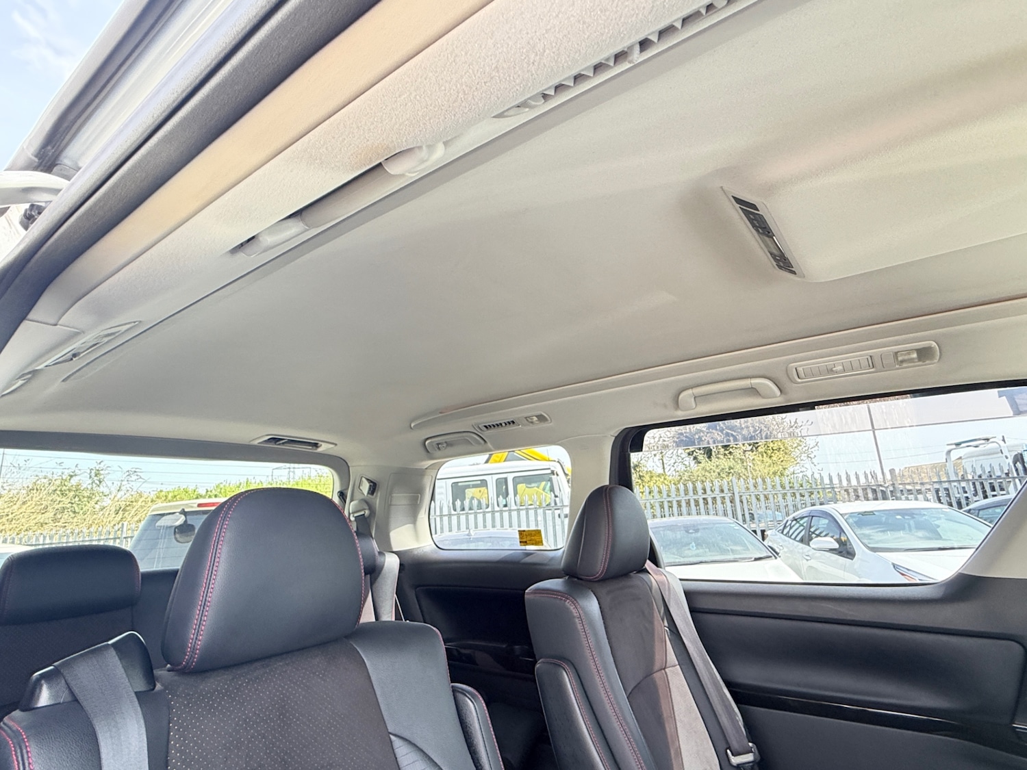 Used Toyota Vellfire 2013 for sale - 78176616: Photo 37