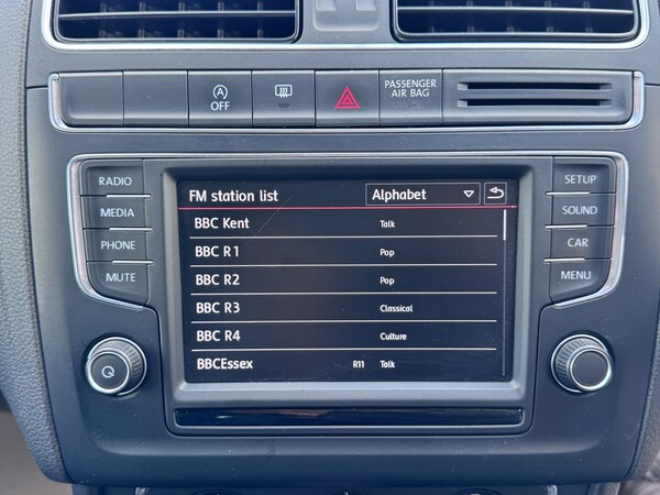 Used Volkswagen Polo 2015 for sale - 74377904: Photo 18