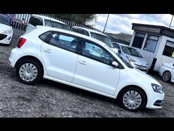 Used Volkswagen Polo 2015 for sale - 74377904: Photo