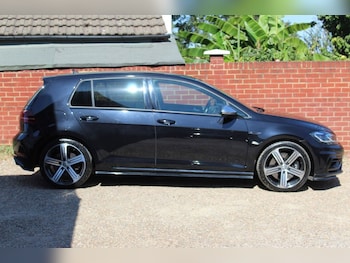 Used Volkswagen Golf 2019 for sale - 79450483: Photo