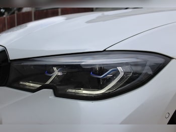 Used BMW 3 Series 2021 for sale - 79089800: Photo