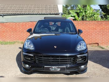 Used Porsche Cayenne 2017 for sale - 79599227: Photo