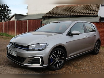 Used Volkswagen Golf 2020 for sale - 79089796: Photo