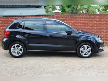 Used Volkswagen Polo 2017 for sale - 79843446: Photo