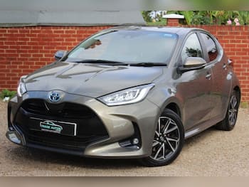 Used Toyota Yaris 2023 for sale - 79856694: Photo