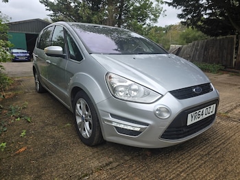 2014 (64) - 2.0 TDCi 140 Titanium 5dr Powershift