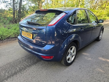 Used Ford Focus 2010 for sale - 78371249: Photo