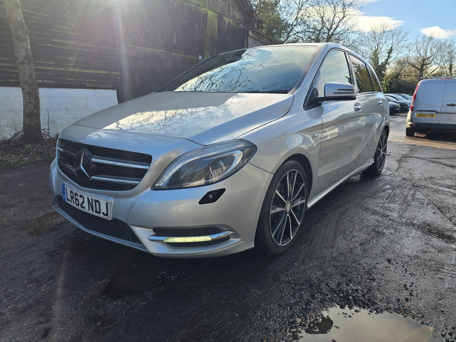 Used Mercedes-Benz B Class 2012 for sale - 77432916: Photo 5