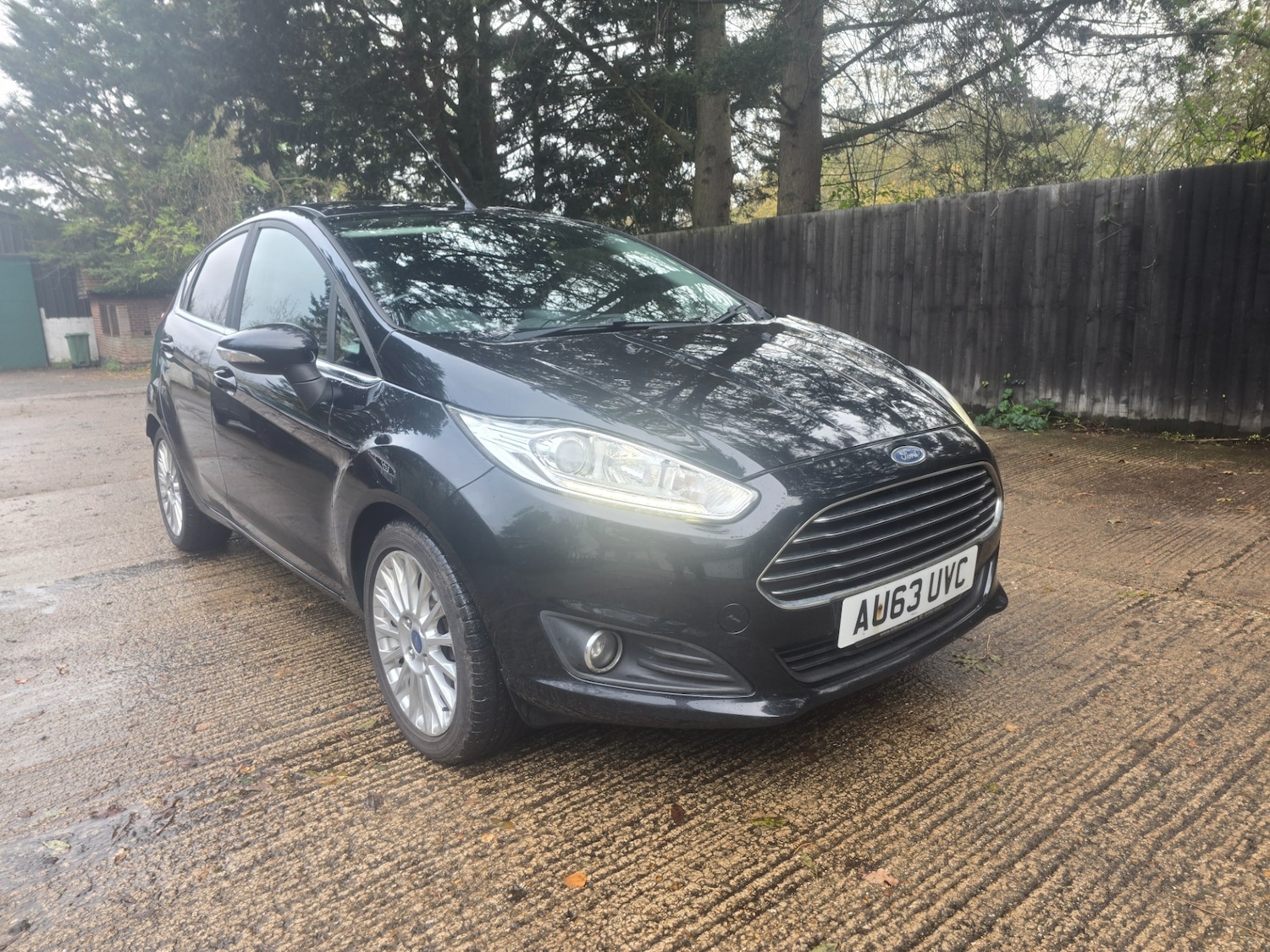 Used Ford Fiesta 2013 for sale - 76681908: Photo 1