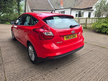 Used Ford Focus 2013 for sale - 78242870: Photo