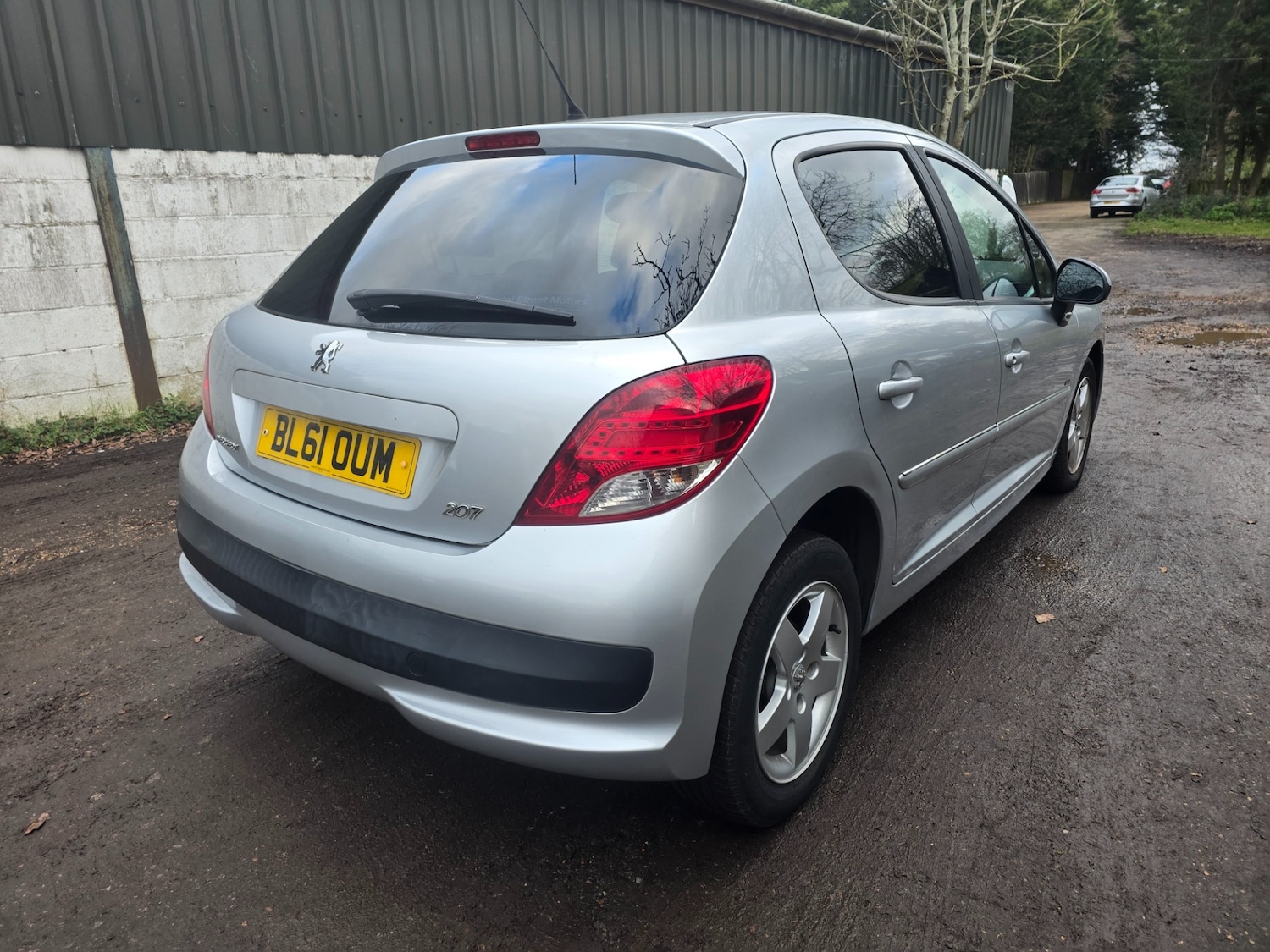 Used Peugeot 207 2012 for sale - 77261223: Photo 2