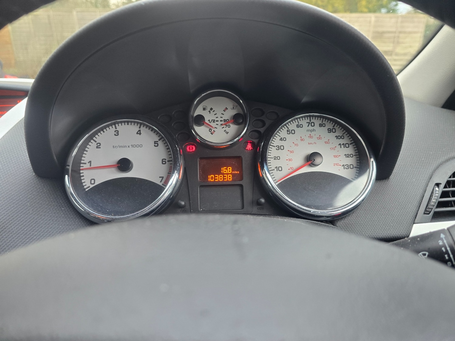 Used Peugeot 207 2012 for sale - 77261223: Photo 9