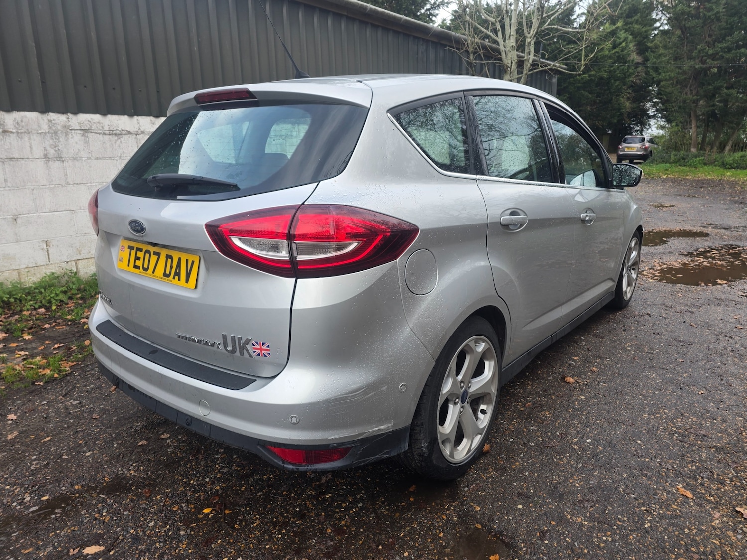 Used Ford C-Max 2016 for sale - 76626704: Photo 2