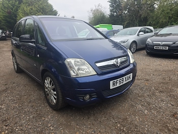 2009 (59) - 1.4i 16V Active Plus 5dr