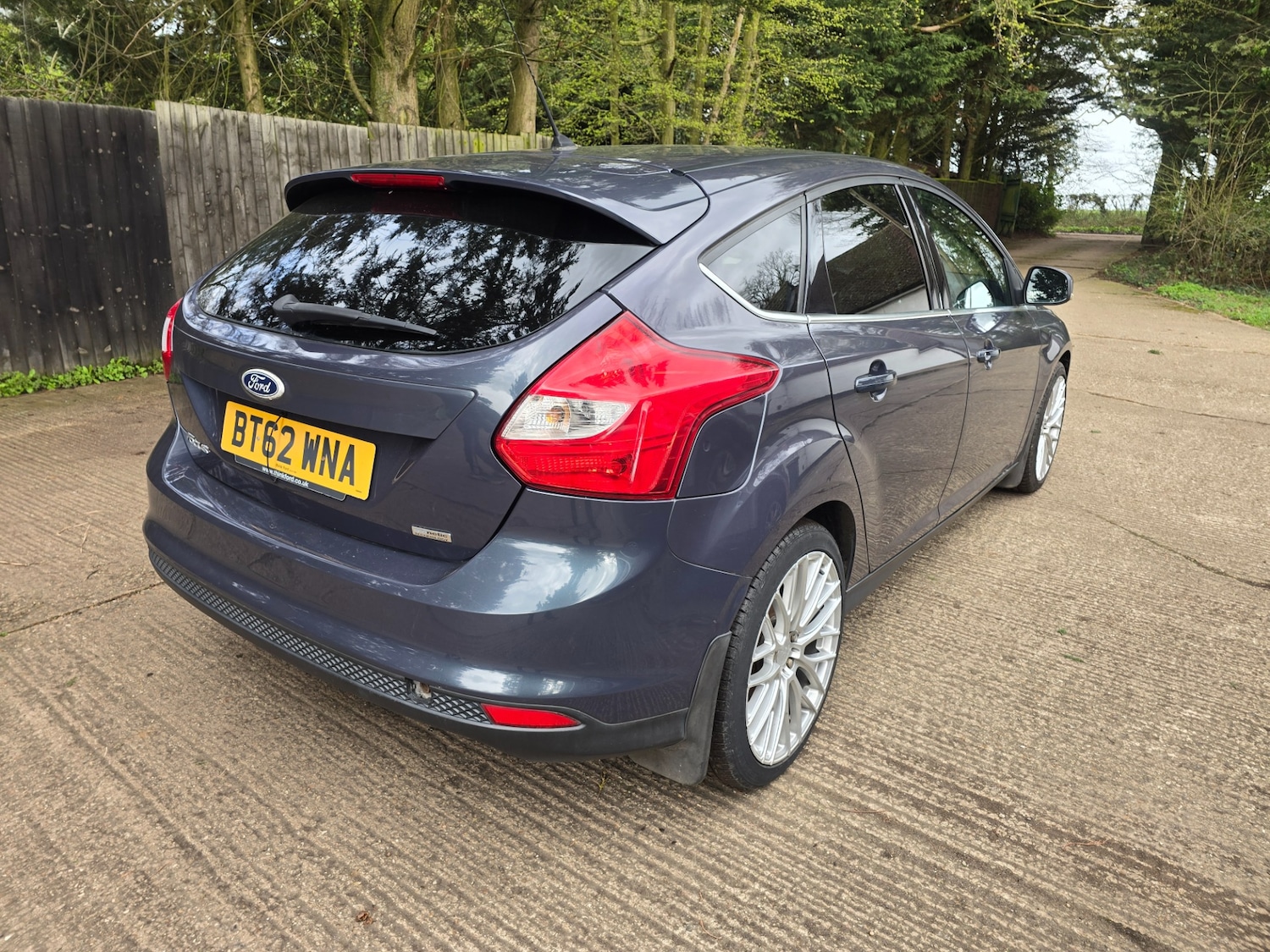 Used Ford Focus 2013 for sale - 77915471: Photo 2