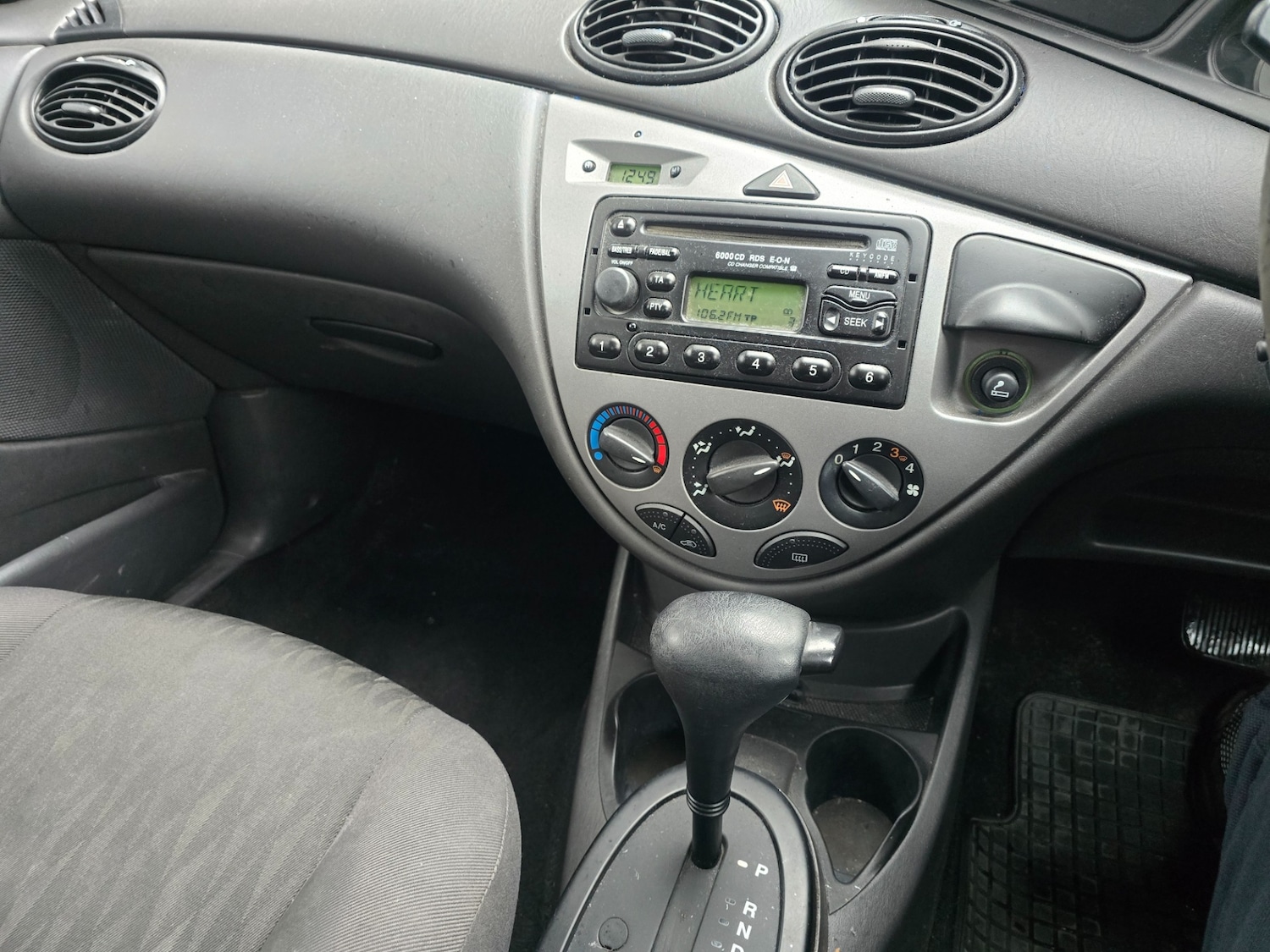 Used Ford Focus 2003 for sale - 77461151: Photo 8