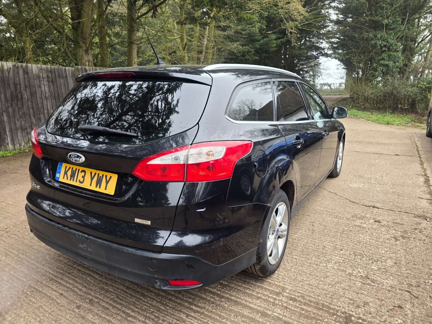 Used Ford Focus 2013 for sale - 77750084: Photo 2