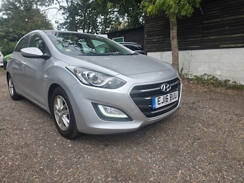 Used Hyundai i30 2016 for sale - 75704279: Photo