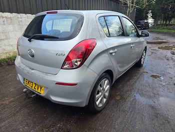 Used Hyundai i20 2013 for sale - 77517582: Photo