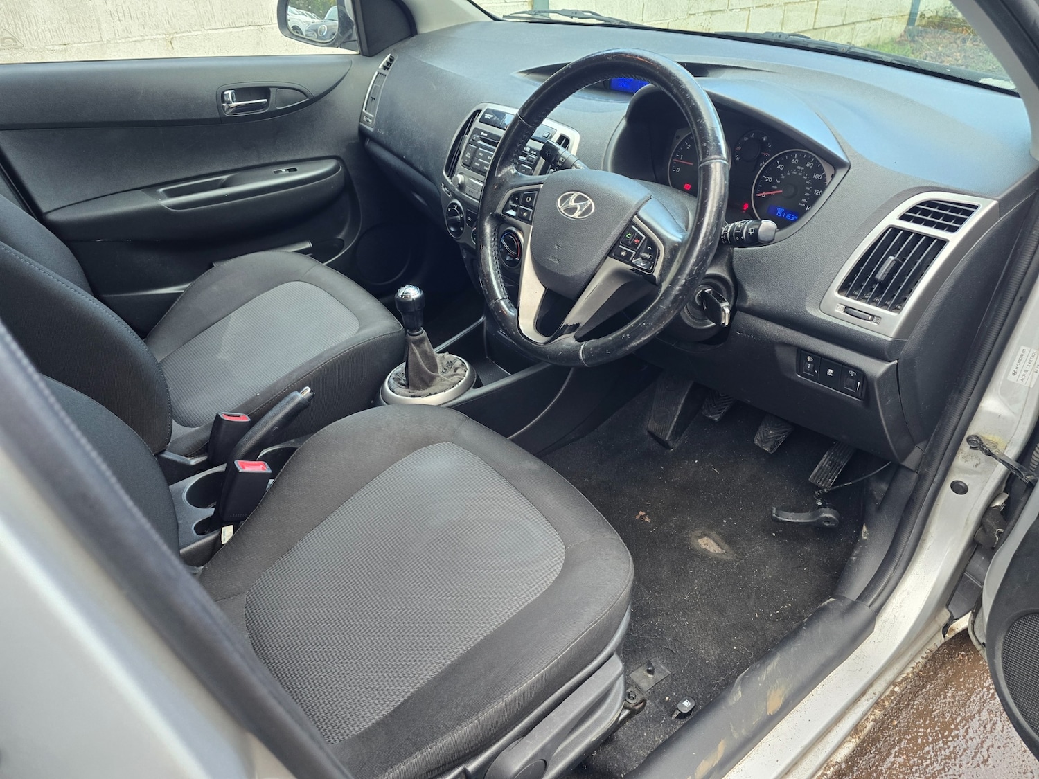 Used Hyundai i20 2013 for sale - 77517582: Photo 7