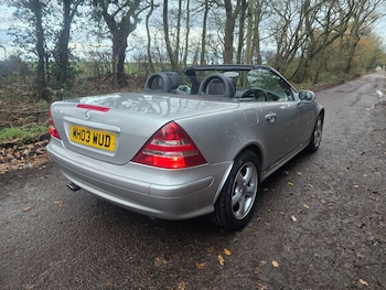 Used Mercedes-Benz SLK 2003 for sale - 76896785: Photo