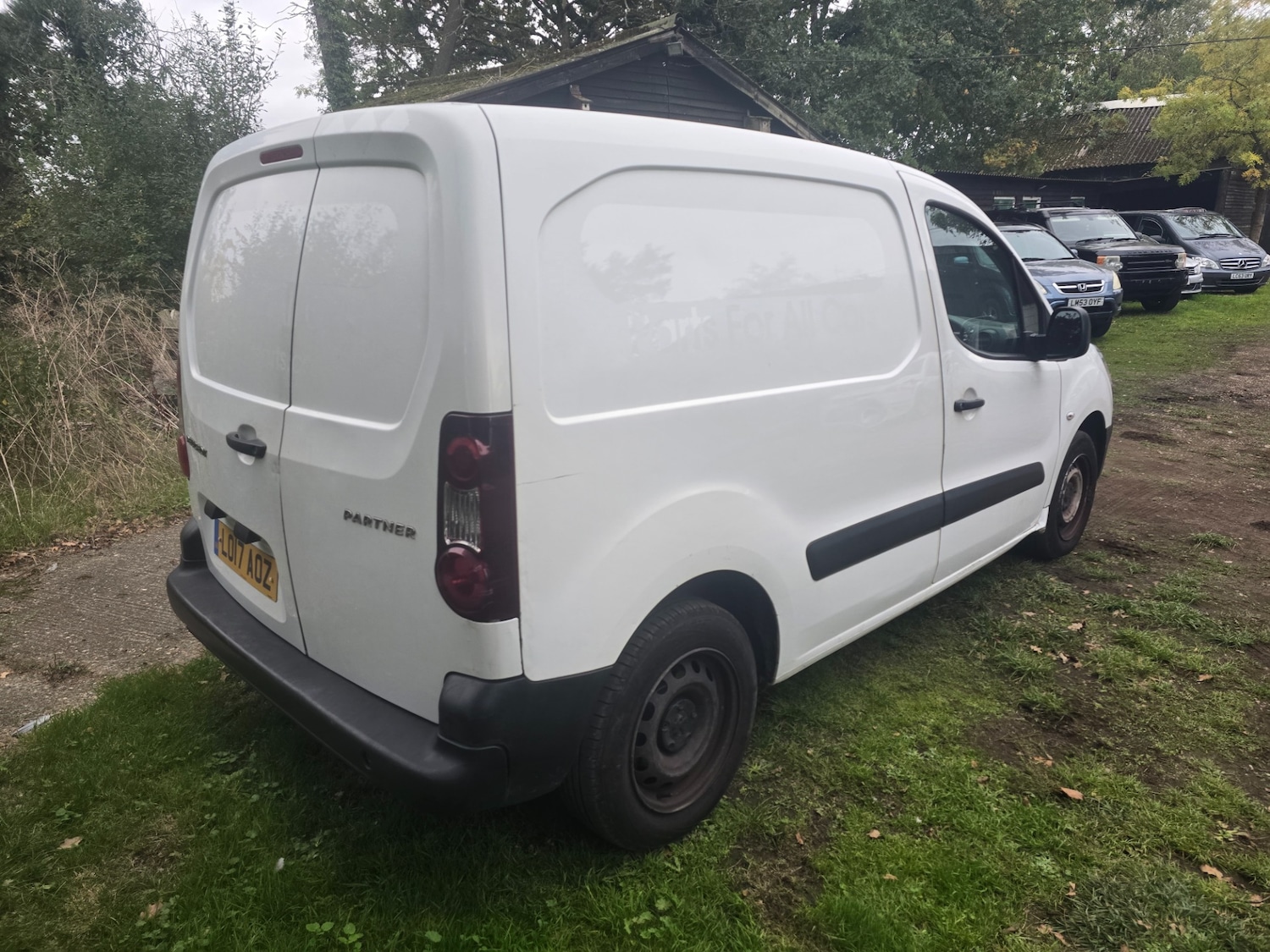 Used Peugeot Partner 2017 for sale - 76257729: Photo 2