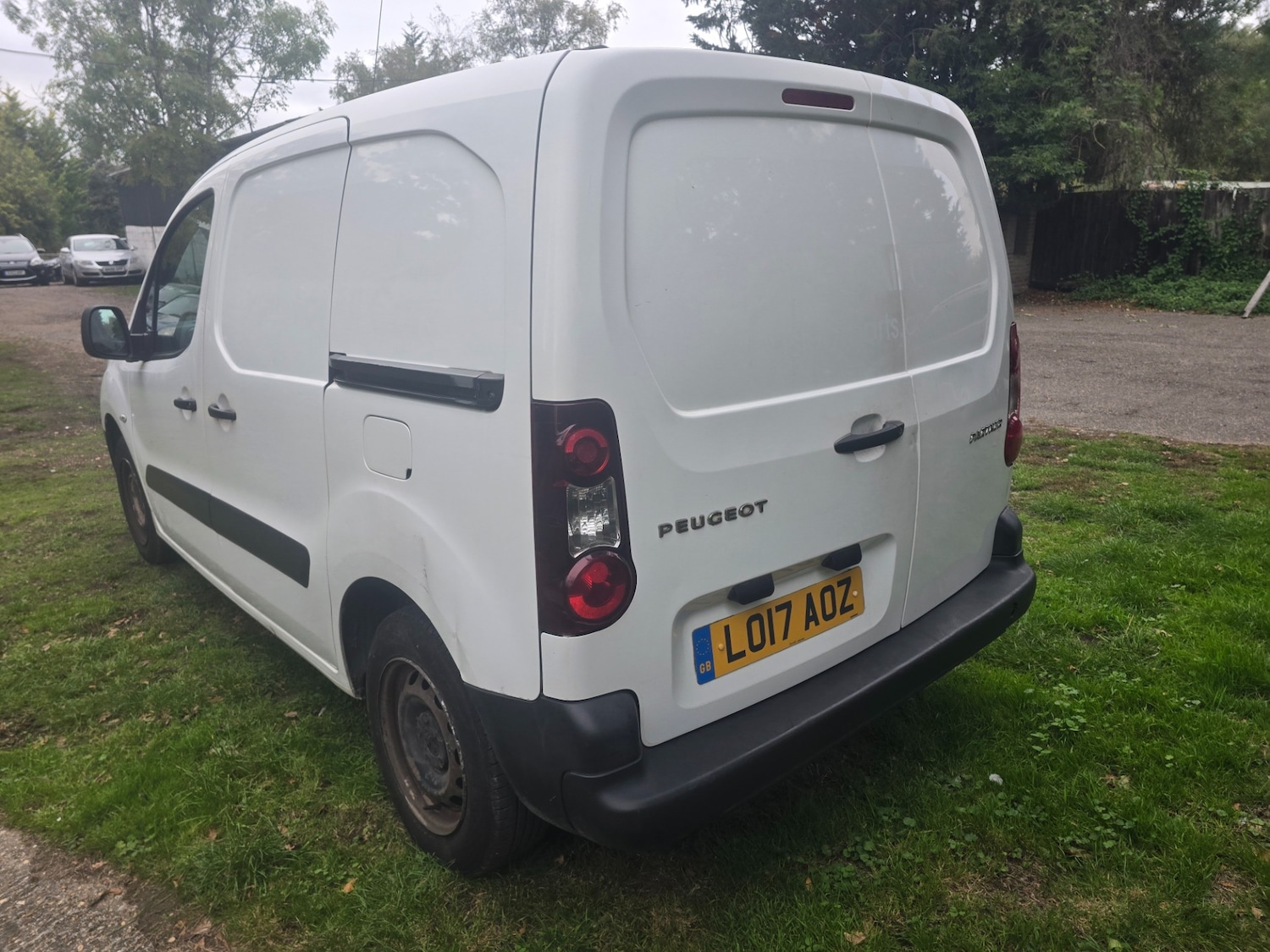 Used Peugeot Partner 2017 for sale - 76257729: Photo 4