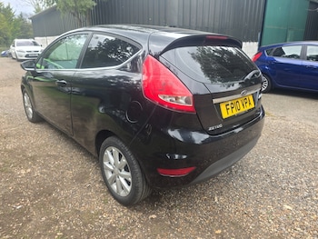 Used Ford Fiesta 2010 for sale - 76098411: Photo 4