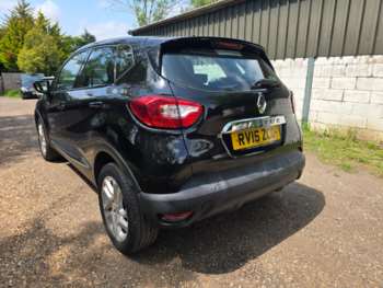 Used Renault Captur 2016 for sale - 74927774: Photo