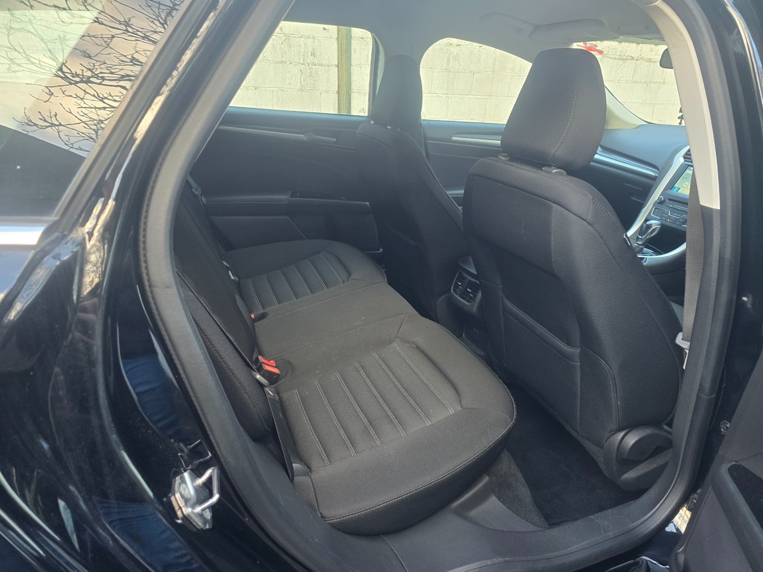 Used Ford Mondeo 2017 for sale - 76707478: Photo 8