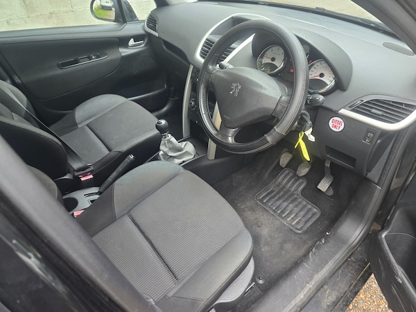 Used Peugeot 207 2012 for sale - 76007389: Photo 7
