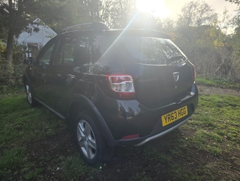 Used Dacia Sandero Stepway 2013 for sale - 76273248: Photo 4