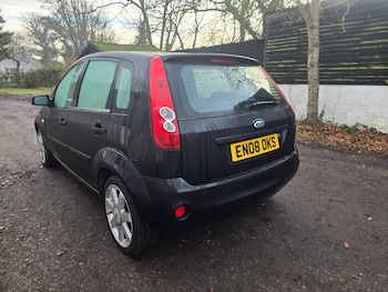 Used Ford Fiesta 2008 for sale - 76968650: Photo