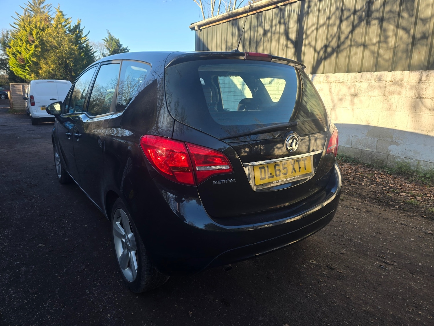 Used Vauxhall Meriva 2015 for sale - 77251425: Photo 4