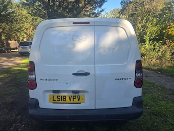 Used Peugeot Partner 2018 for sale - 76182408: Photo 3