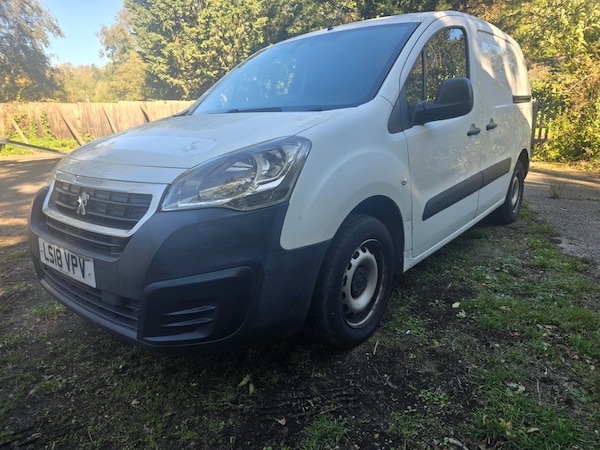Used Peugeot Partner 2018 for sale - 76182408: Photo 5