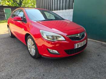 2011 (61) - 1.6i 16V Excite 5dr
