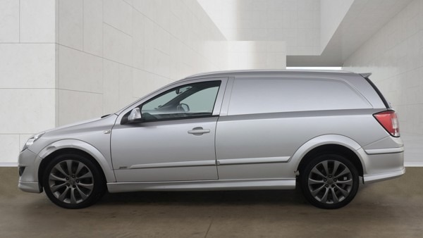 Used Vauxhall Astra Van 2012 for sale - 78219164: Photo 5