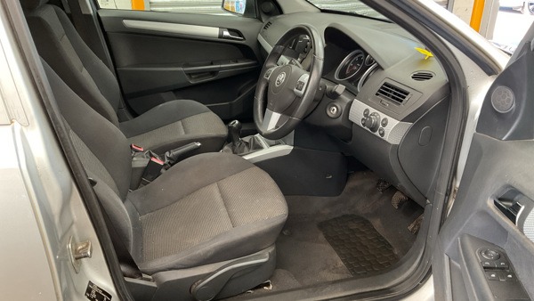 Used Vauxhall Astra Van 2012 for sale - 78219164: Photo 7