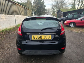 Used Ford Fiesta 2010 for sale - 76959910: Photo