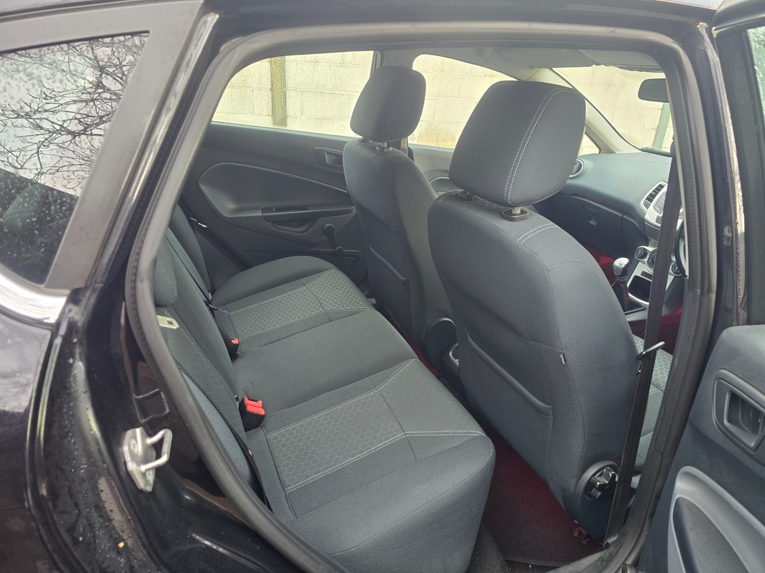 Used Ford Fiesta 2010 for sale - 76959910: Photo 9