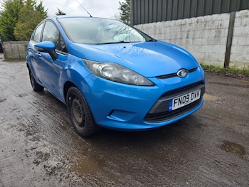 2010 (09) - 1.4 TDCi Style + 5dr